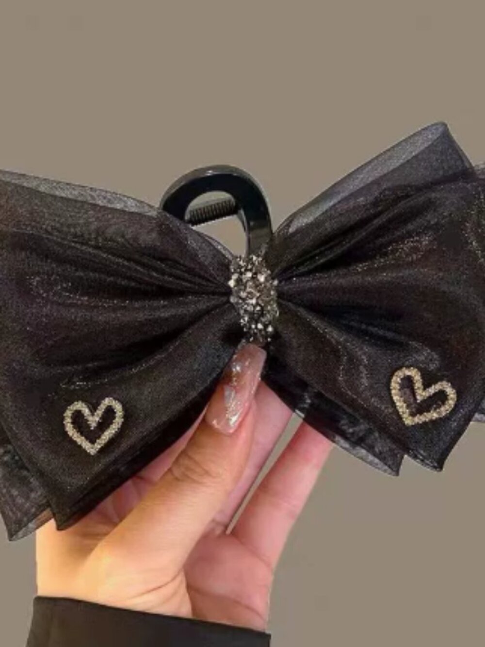 Women's hair clip